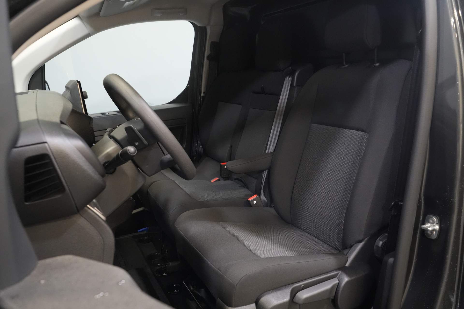 Citroën Jumpy Van 2.0 HDI 180 к.с. авт. L3 BPM FREE/ Віртуальний кокпіт/ Carplay/ Navi/ Камера/ Круїз/ PDC/ Airco