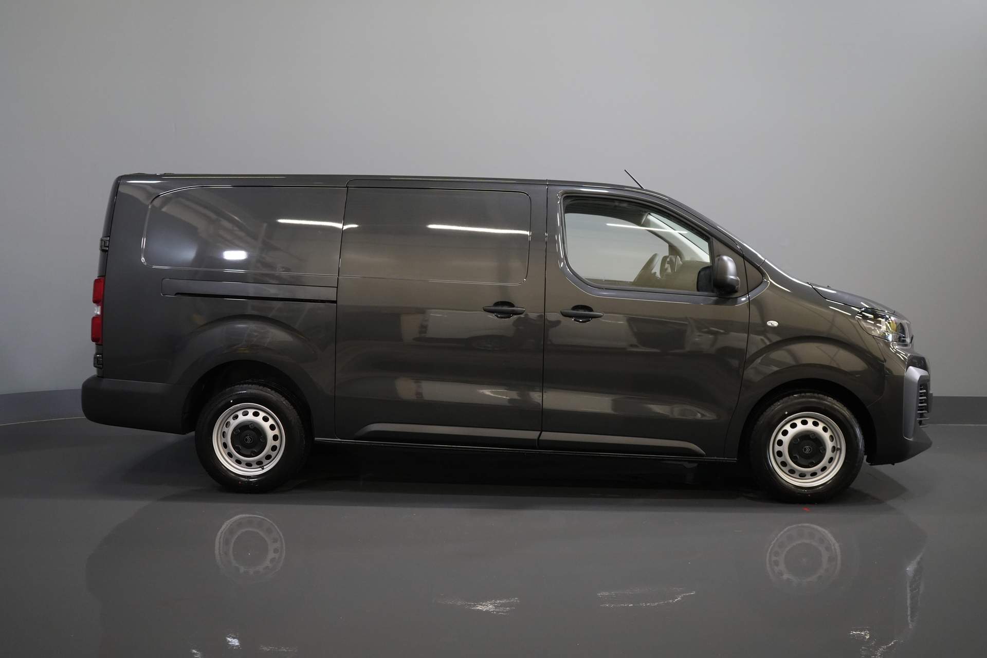 Citroën Jumpy Van 2.0 HDI 180 к.с. авт. L3 BPM FREE/ Віртуальний кокпіт/ Carplay/ Navi/ Камера/ Круїз/ PDC/ Airco