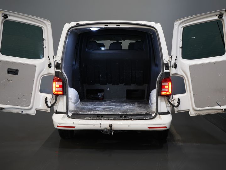 Volkswagen Transporter Bestelbus T6 2.0 TDI 150 pk DSG Aut. L2 Highline E6 DC Dubbel Cabine BPM VRIJ! Carplay/ Alarm/ Leder/ Cruise/ PDC/ Sidebars/ Trekhaak/ LMV