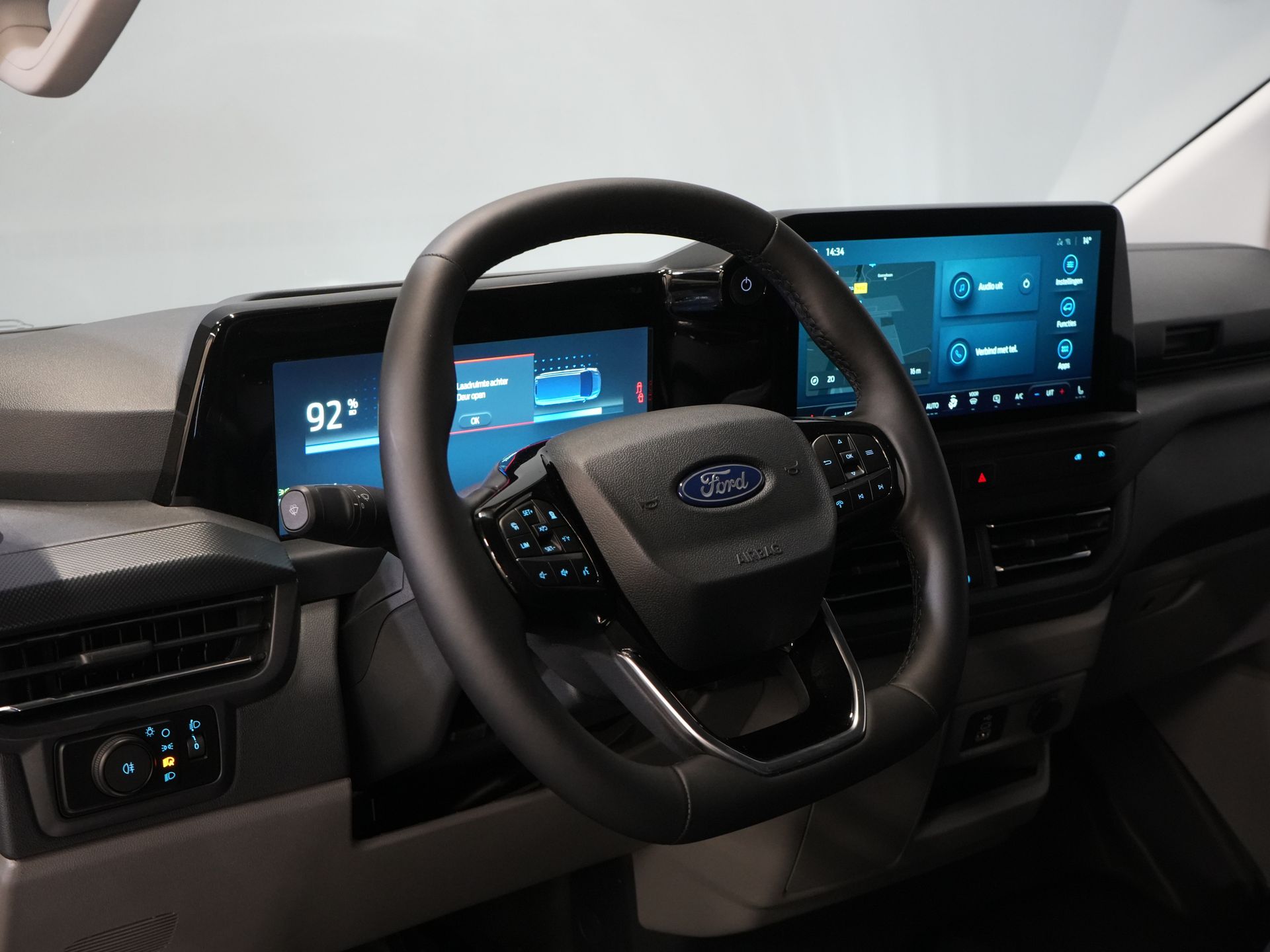 Ford E-Transit Custom Van 340 71 kWh 218 CV 340 km WLTP L2 Limited 2x Elek.Schuif/ 2.3t Trekverm./ Snellader/ Matrix LED/ B&O/ Adapt.Cruise/ Standkachel/ 