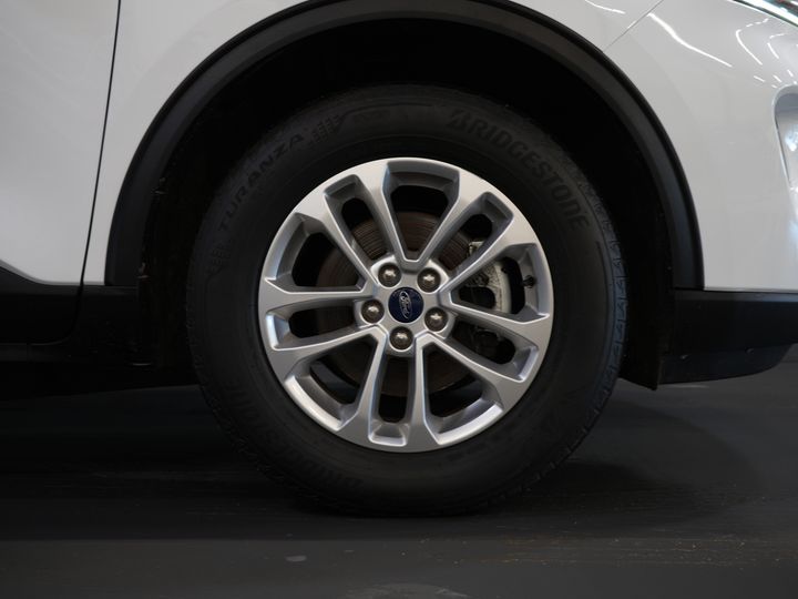 Ford Kuga SUV 2.5 PHEV 225 pk Titanium Navi/ Carplay/ Stoelverw./ Stuurverw./ Camera/ PDC/ Climate