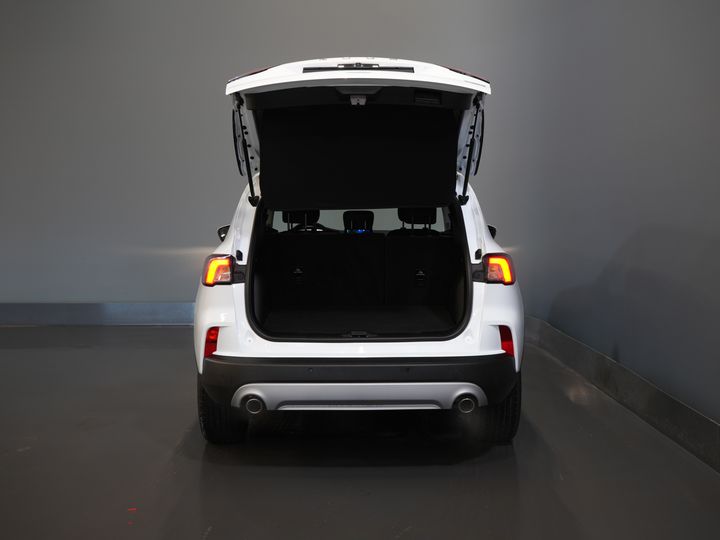 Ford Kuga SUV 2.5 PHEV 225 pk Titanium Navi/ Carplay/ Stoelverw./ Stuurverw./ Camera/ PDC/ Climate