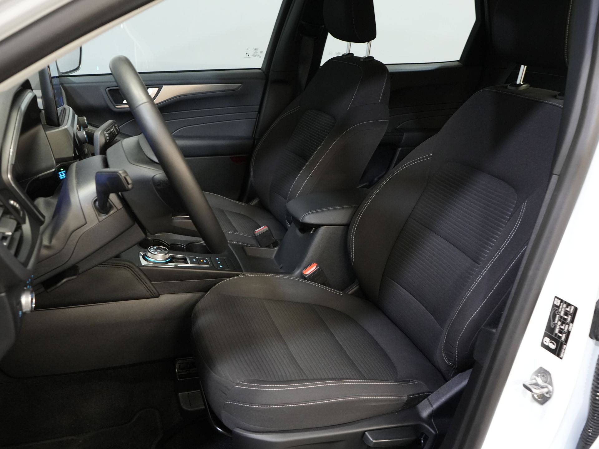 Ford Kuga SUV 2.5 PHEV 225 CV Titanium Navi/ Carplay/ Sedili riscaldati/ Volante riscaldato/ Telecamera/ PDC/ Climatizzatore