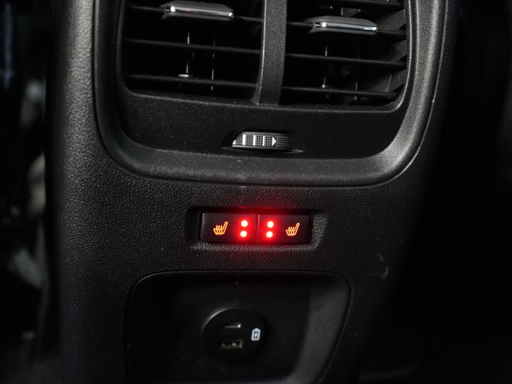 Ford Kuga SUV 2.5 PHEV 225 CV Titanium Navi/ Carplay/ Sedili riscaldati/ Volante riscaldato/ Telecamera/ PDC/ Climatizzatore