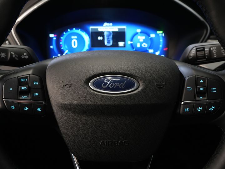 Ford Kuga SUV 2.5 PHEV 225 pk Titanium Navi/ Carplay/ Stoelverw./ Stuurverw./ Camera/ PDC/ Climate