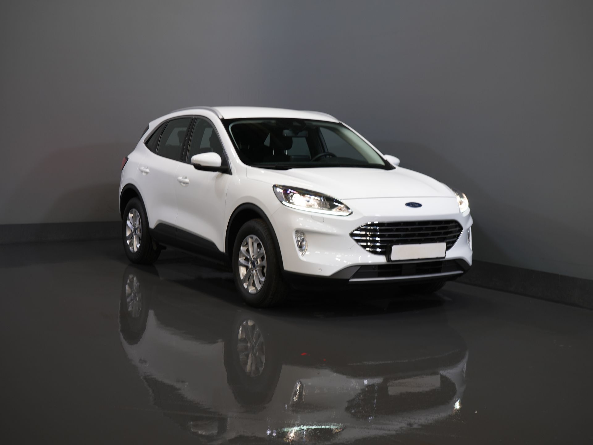 Ford Kuga SUV 2.5 PHEV 225 CV Titanium Navi/ Carplay/ Sedili riscaldati/ Volante riscaldato/ Telecamera/ PDC/ Climatizzatore
