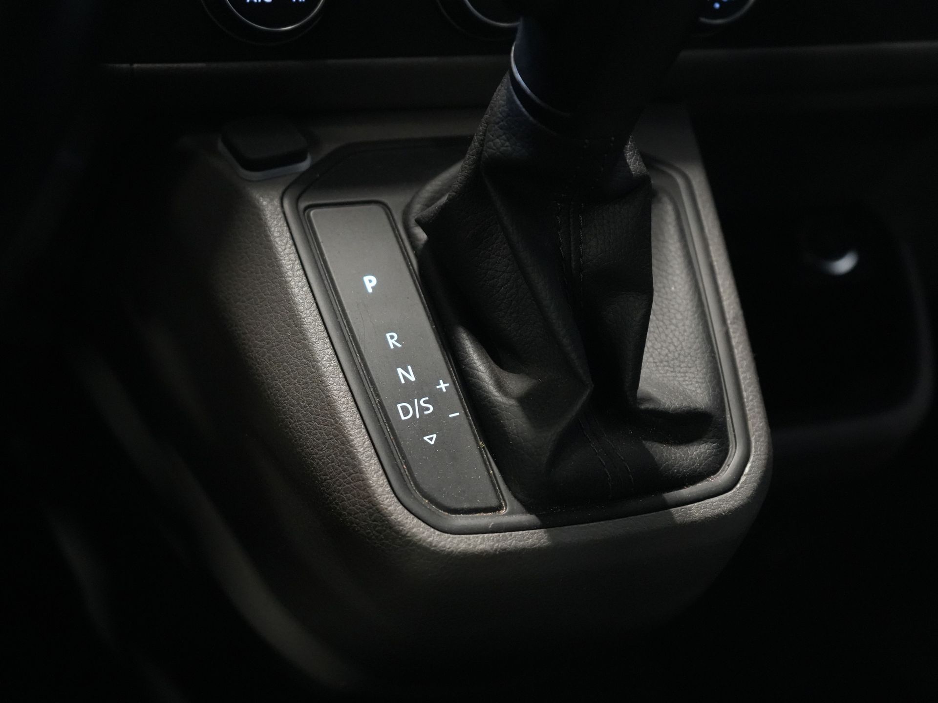 Volkswagen Transporter Van T6.1 2.0 TDI 150 KM DSG Aut. L2 DC Podwójna kabina DEMO BPM GRATIS! Adapt.Cruise/ LED/ Seatverw./ Navi/ Carplay/ PDC/ LMV/ Hak holowniczy