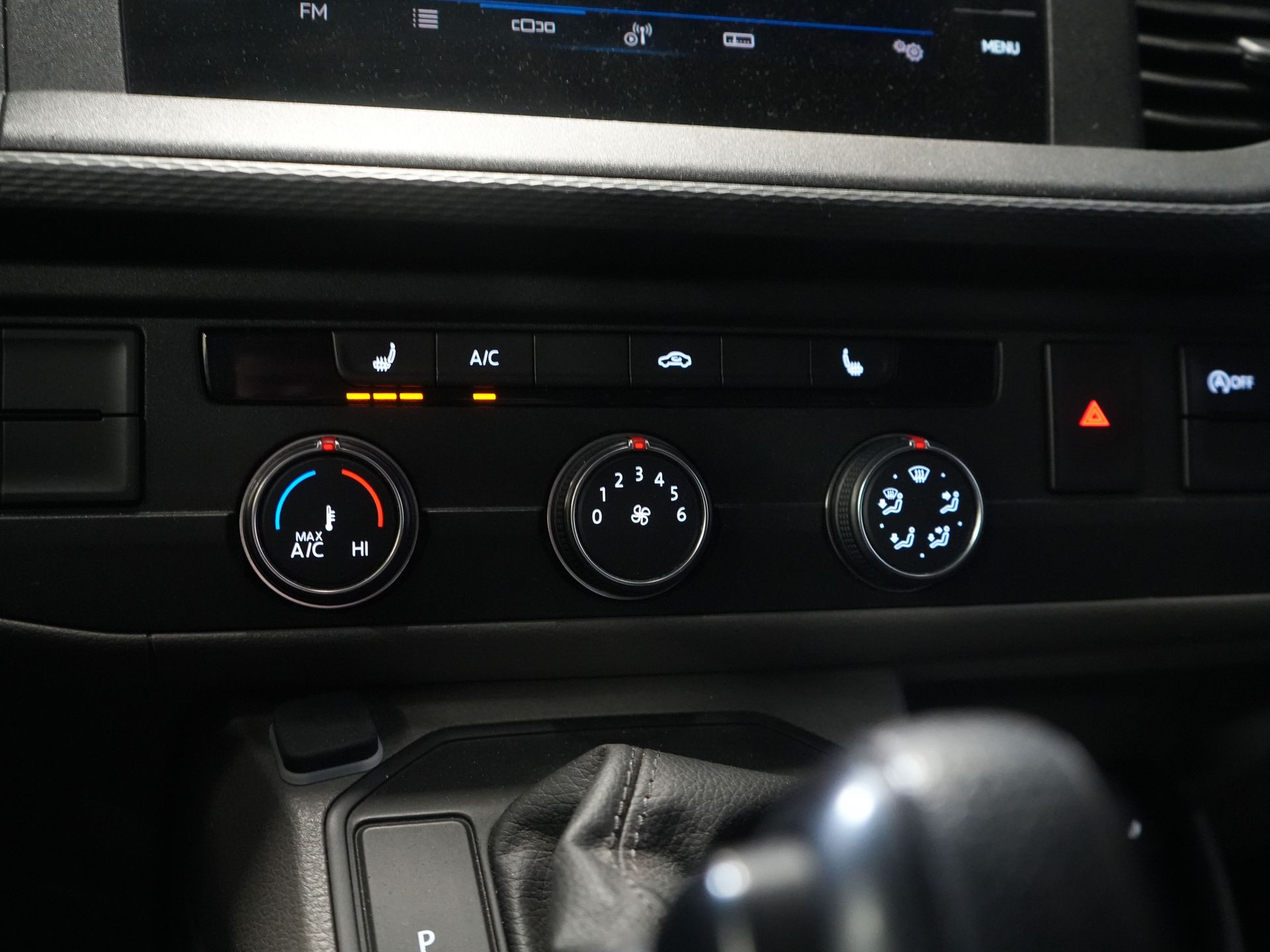 Volkswagen Transporter Van T6.1 2.0 TDI 150 KM DSG Aut. L2 DC Podwójna kabina DEMO BPM GRATIS! Adapt.Cruise/ LED/ Seatverw./ Navi/ Carplay/ PDC/ LMV/ Hak holowniczy
