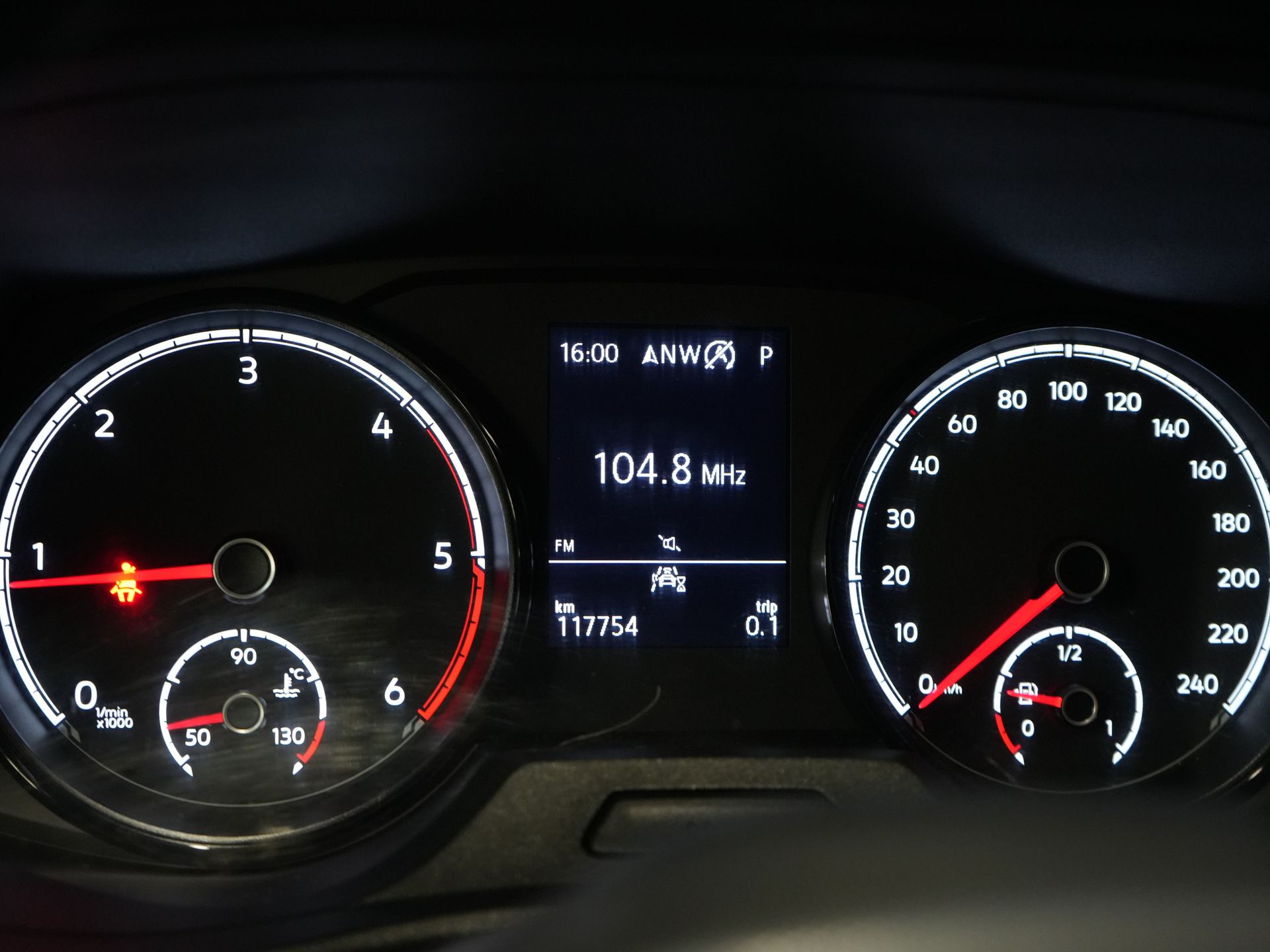 Volkswagen Transporter Van 2.0 TDI 150 hp DSG Aut. L2 BPM GRATUIT ! Adapt.Cruise/ LED/ 2x Porte coulissante/ Carplay/ Sièges / Airco/ Navi/ PDC/ 17