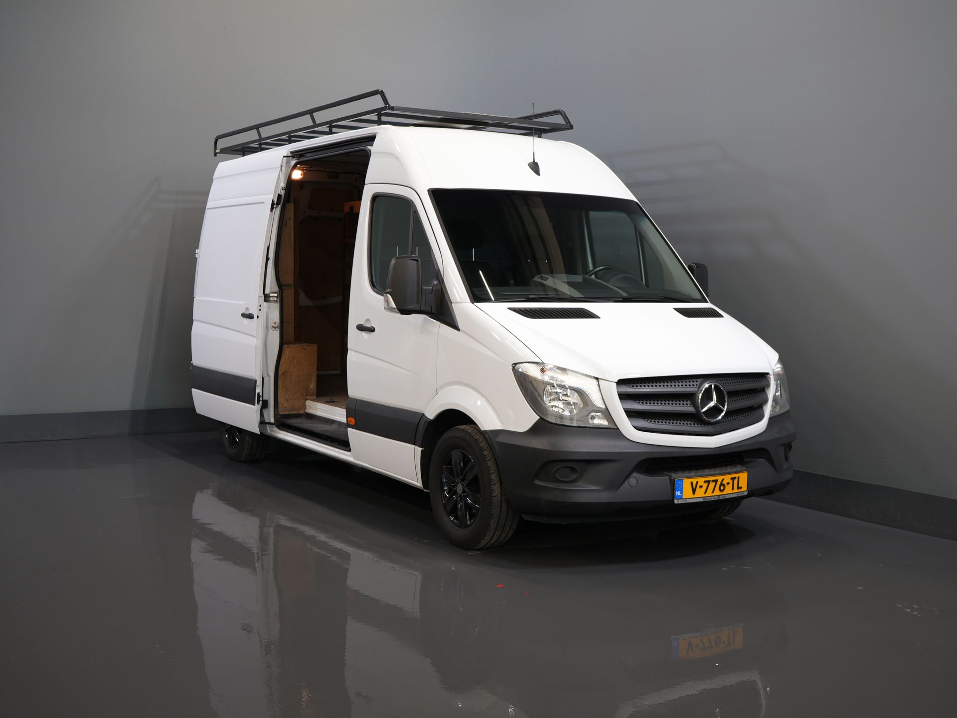 Mercedes-Benz Sprinter Bestelbus 314 2.2 CDI L2H2 E6 BPM VRIJ! 2.8t Trekverm./ 270Gr.Deuren/ Imperiaal/ LMV/ Camera/ Airco/ Trekhaak
