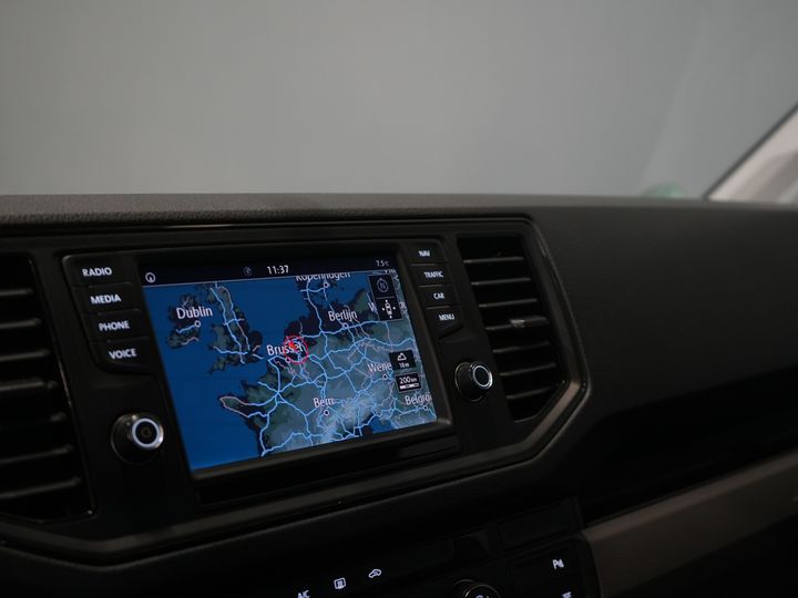 Volkswagen Crafter Van 2.0 TDI 140 CP DSG Aut. L3H2 BPM FREE! CarPlay/ Navi/ Airco/ PDC V+A
