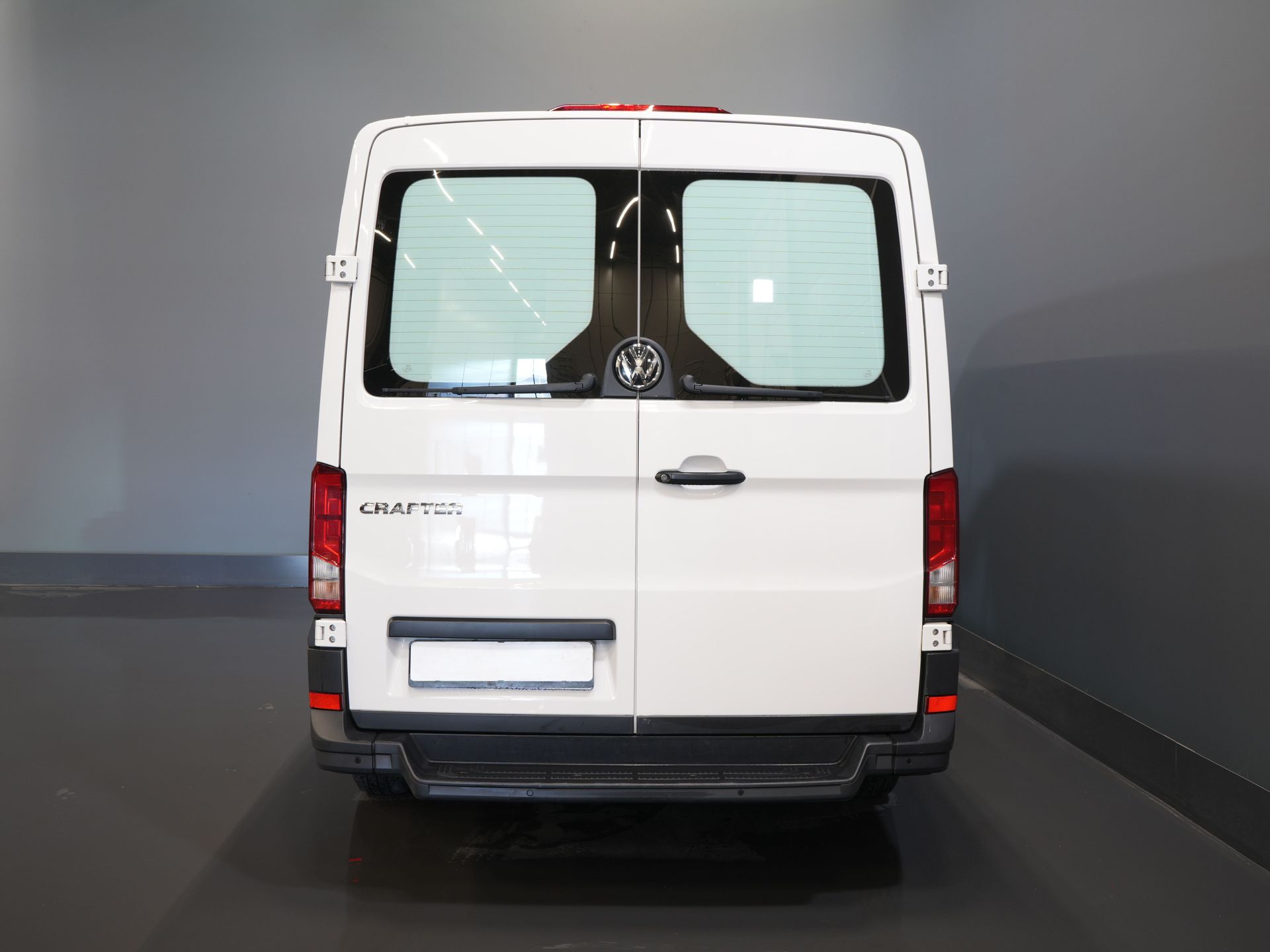 Volkswagen Crafter Van 2.0 TDI 140 CP DSG Aut. L3H2 BPM FREE! CarPlay/ Navi/ Airco/ PDC V+A
