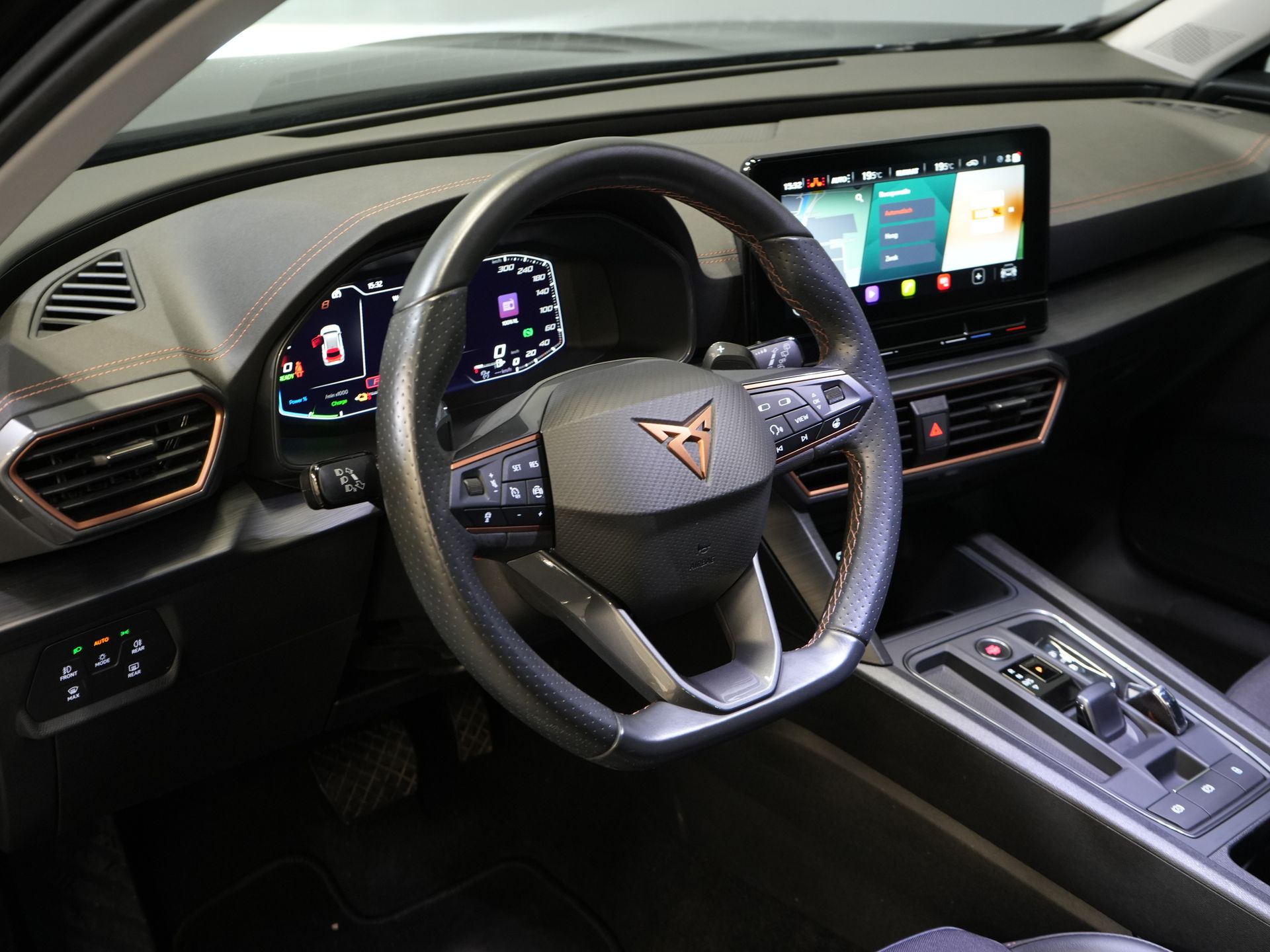 CUPRA Formentor SUV 1.4 e-Hybrid VZ Copper Edition Matrix/ Adapt.Cruise/ Calefacción en los asientos/ Calefacción en el volante/ Navegador/ Climatizador/ 19'' LMV