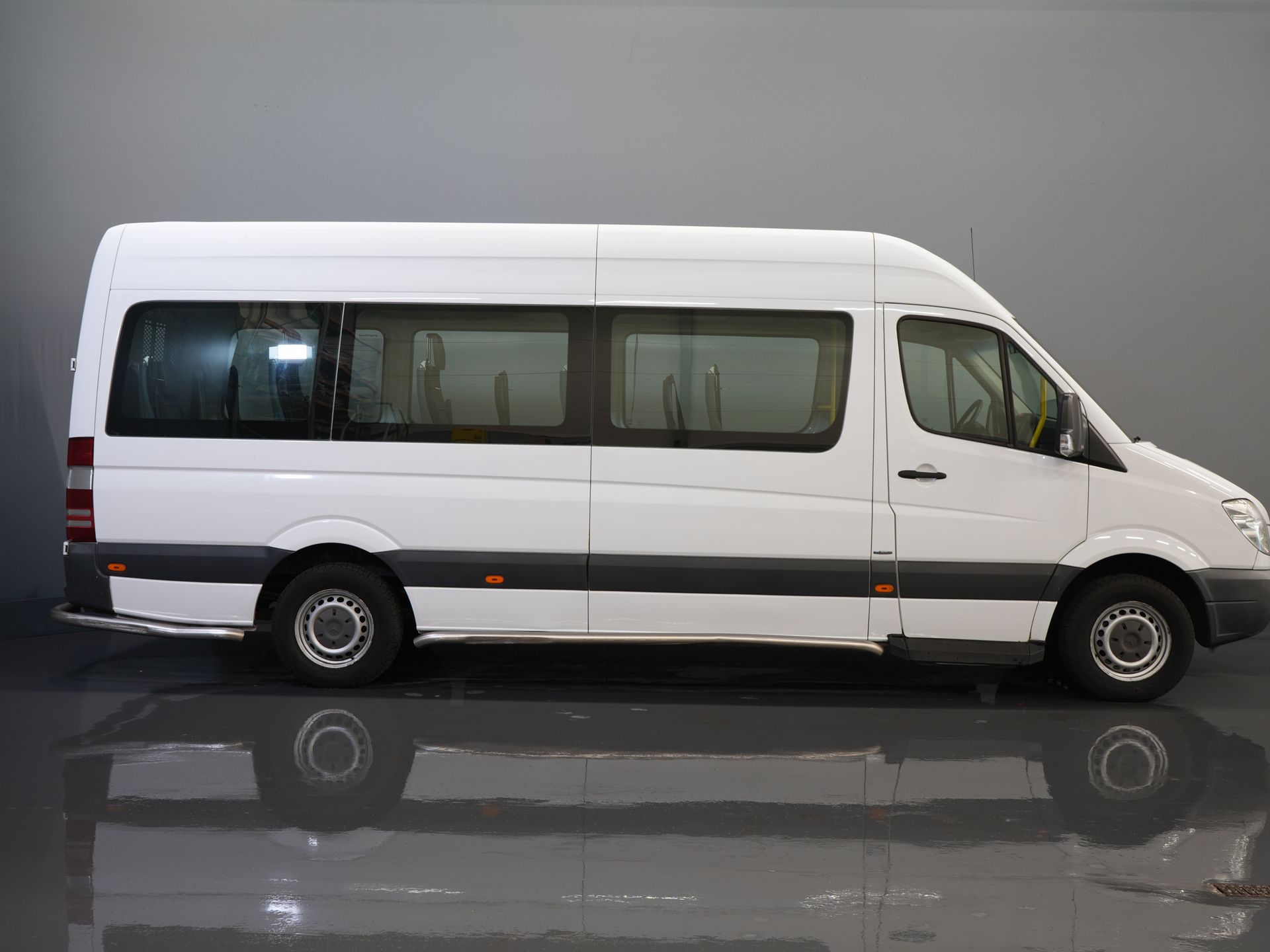 Mercedes-Benz Sprinter Personentransport 313 2.2 CDI L3H2 €10,890,- inkl. MwSt. (BPM FREE) NUR EXPORT Kombi/ 9 Personen/ Kombi/ 9P/ Heckbügel/ Seitenbügel/ Airco/ Rollstuhllift