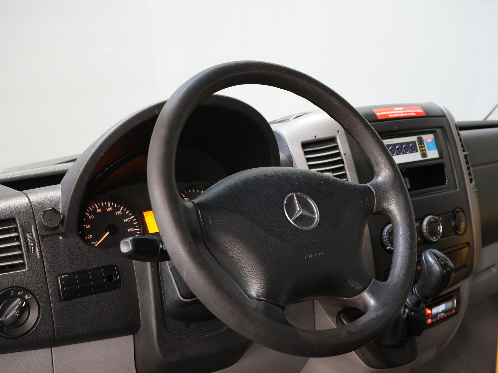 Mercedes-Benz Sprinter Personentransport 313 2.2 CDI L3H2 €10,890,- inkl. MwSt. (BPM FREE) NUR EXPORT Kombi/ 9 Personen/ Kombi/ 9P/ Heckbügel/ Seitenbügel/ Airco/ Rollstuhllift