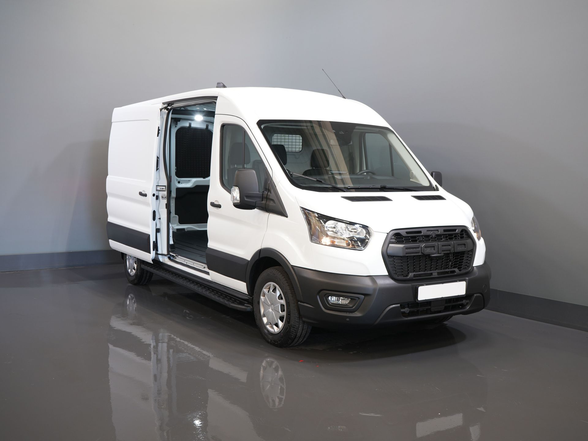 Ford Transit Van 350 2.0 TDCI 130 к.с. авт. L3H2 Trend BPM FREE/ Carplay/ Камера/ Круїз/ PDC V+A/ DAB/ Airco