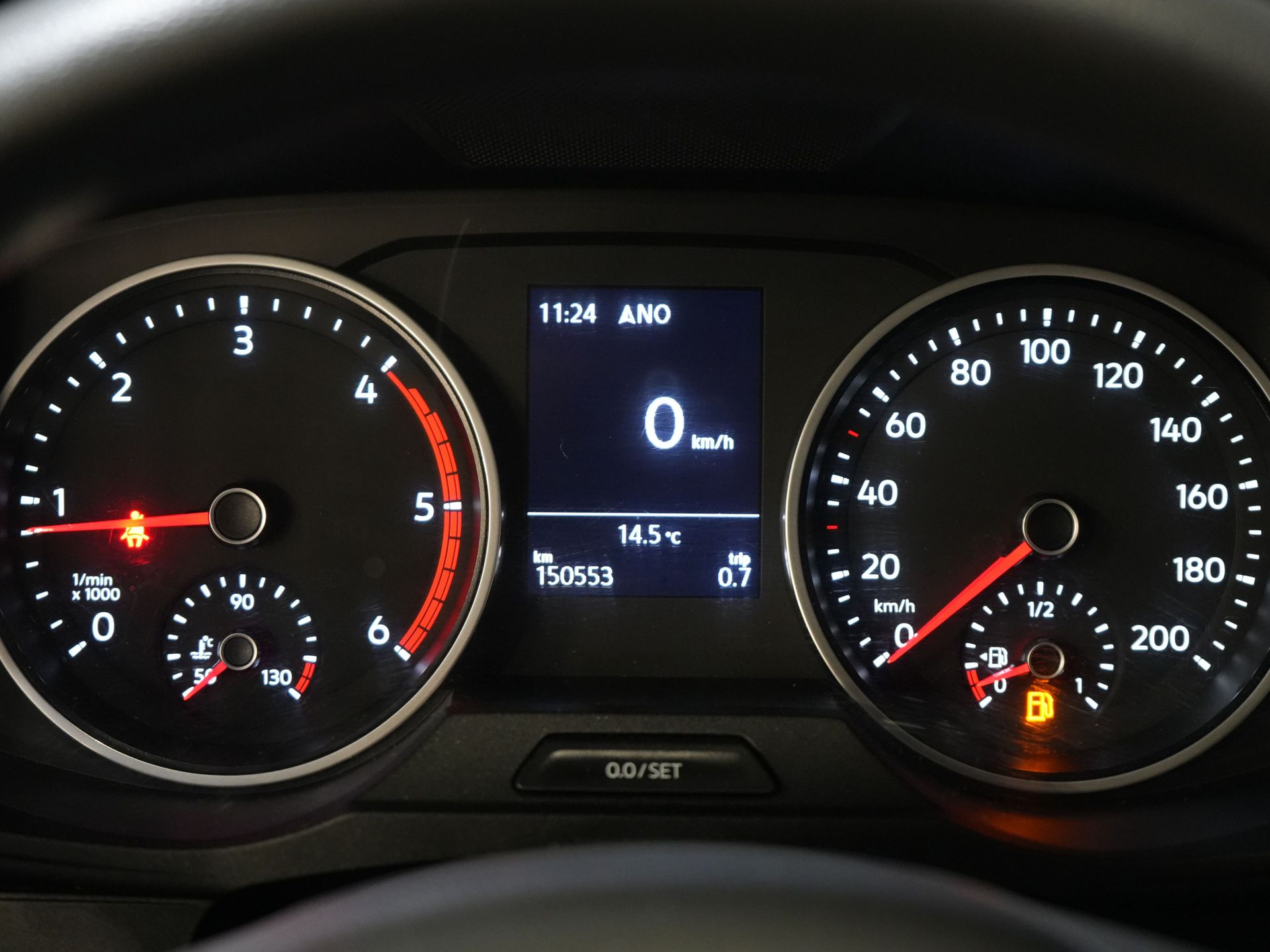 Volkswagen Crafter Bestelbus 35 2.0 TDI 140 pk L3H3 BPM VRIJ! 270Gr. Deuren/ Carplay/ Climate/ Camera/ Cruise