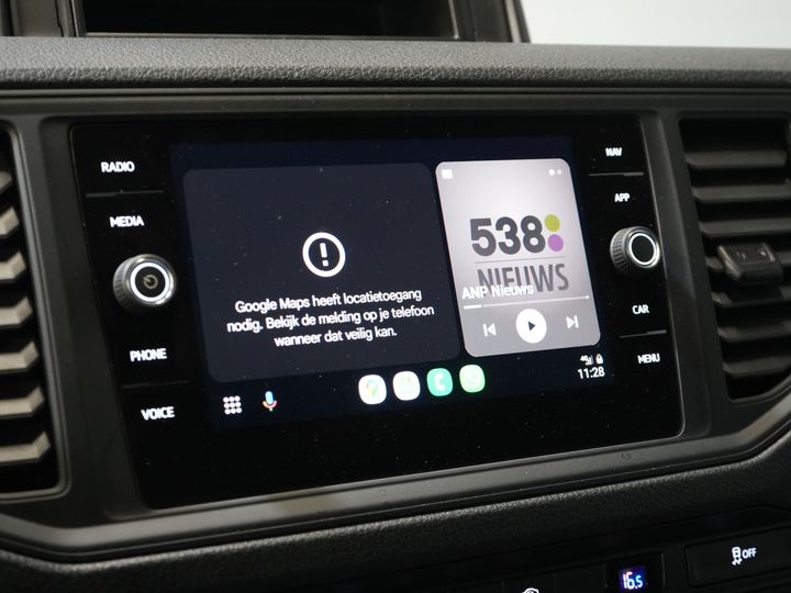Volkswagen Crafter Bestelbus 35 2.0 TDI 140 pk L3H3 BPM VRIJ! 270Gr. Deuren/ Carplay/ Climate/ Camera/ Cruise
