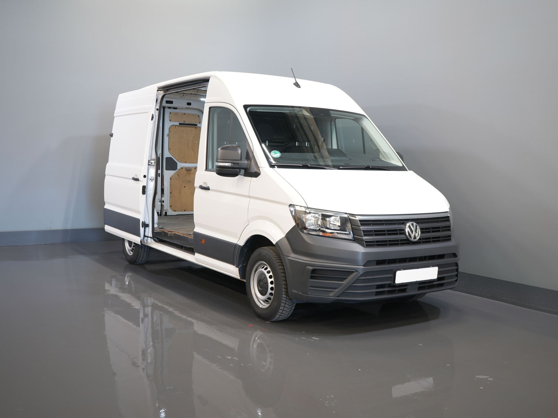 Volkswagen Crafter Bestelbus 35 2.0 TDI 140 pk L3H3 BPM VRIJ! 270Gr. Deuren/ Carplay/ Climate/ Camera/ Cruise