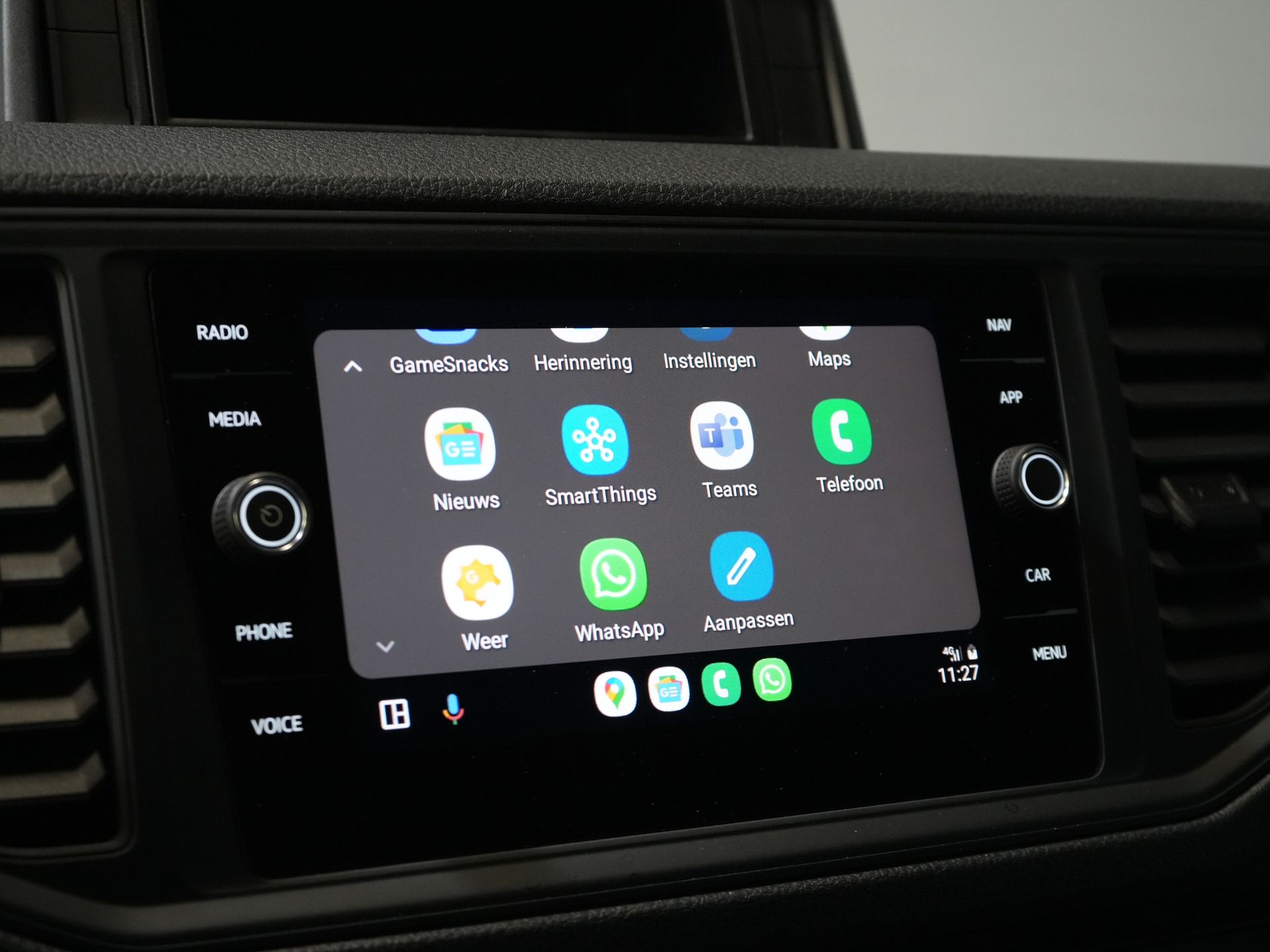 Volkswagen Crafter Bestelbus 35 2.0 TDI 140 pk L3H3 BPM VRIJ! 270Gr. Deuren/ Carplay/ Climate/ Camera/ Cruise