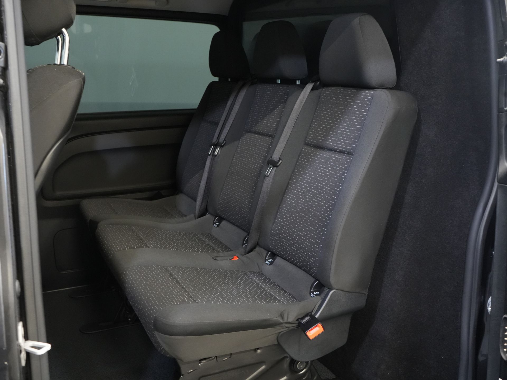 Mercedes-Benz Vito Van 116 CDI Aut. L3 DC Double Cabin BPM FREE! 6 Seats/ 2xSliding Door/ LED/ Heated Seats/ 270Gr. Doors/ Carplay/ Camera/ Cruise Control/ Tow Bar