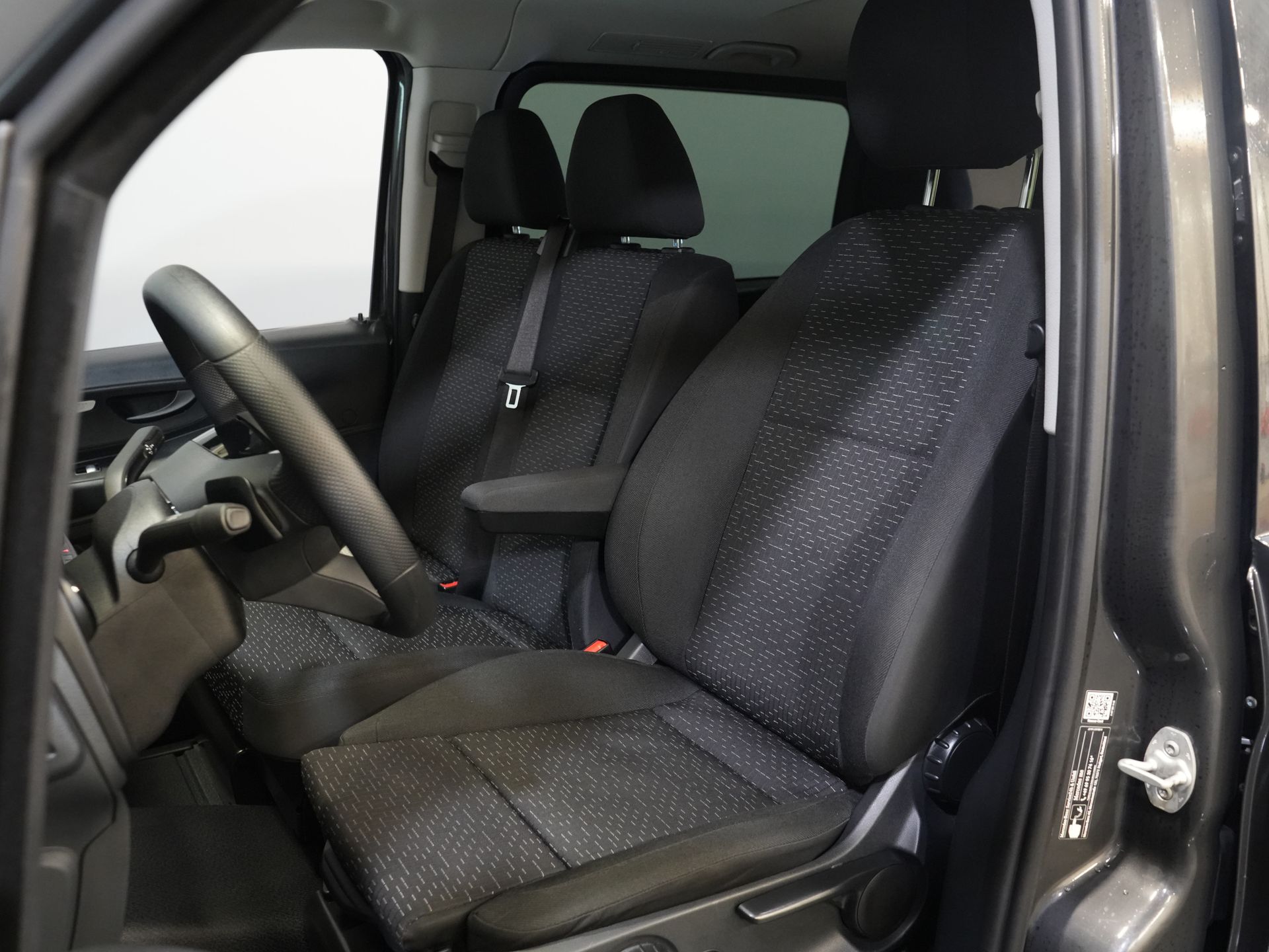 Mercedes-Benz Vito Van 116 CDI Aut. L3 DC Double Cabin BPM FREE! 6 Seats/ 2xSliding Door/ LED/ Heated Seats/ 270Gr. Doors/ Carplay/ Camera/ Cruise Control/ Tow Bar