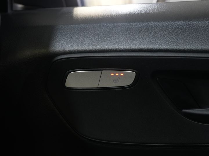 Mercedes-Benz Vito Van 116 CDI Aut. L3 DC Double Cabin BPM FREE! 6 Seats/ 2xSliding Door/ LED/ Heated Seats/ 270Gr. Doors/ Carplay/ Camera/ Cruise Control/ Tow Bar