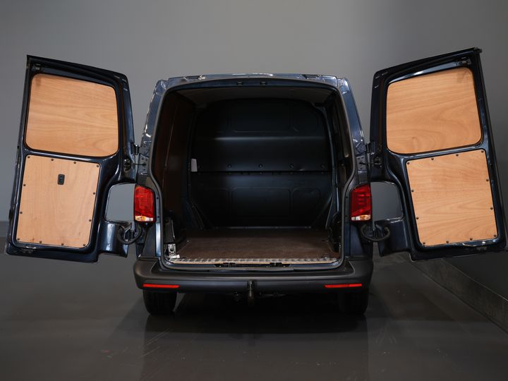 Volkswagen Transporter Van 2.0 TDI NL Auto/ Airco/ Bluetooth/ Abschlepphaken