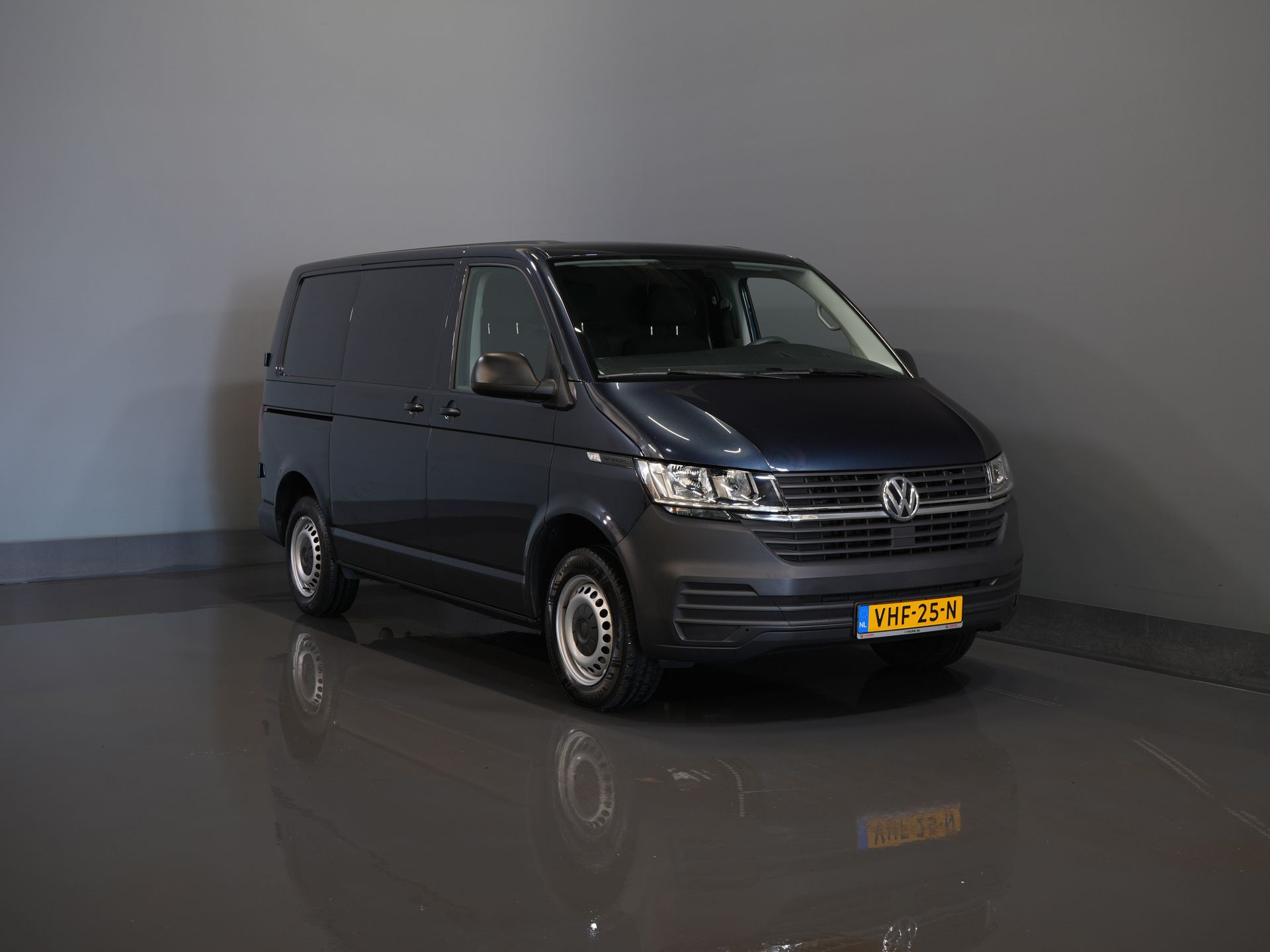 Volkswagen Transporter Van 2.0 TDI NL Auto/ Airco/ Bluetooth/ Abschlepphaken