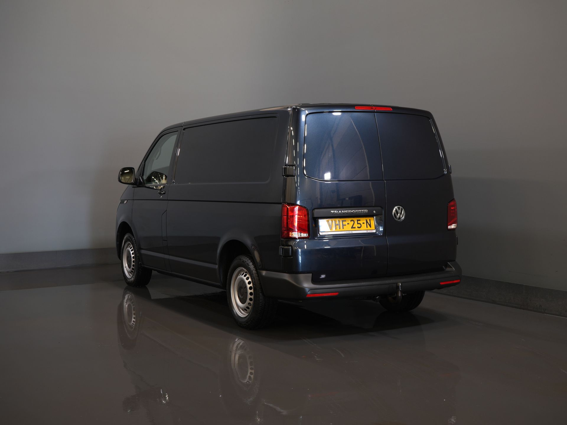 Volkswagen Transporter Van 2.0 TDI NL Auto/ Airco/ Bluetooth/ Abschlepphaken