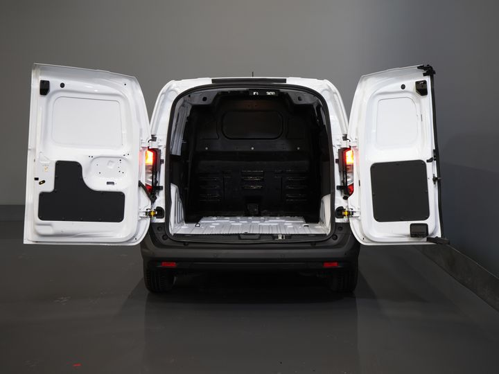 Ford Transit Courier Van 1.0 Trend 100 к.с. БЕНЗИНОВИЙ BPM БЕЗКОШТОВНО! Гарантія 05-2029/ Carplay/ Віртуальний кокпіт/ Airco/ Круїз