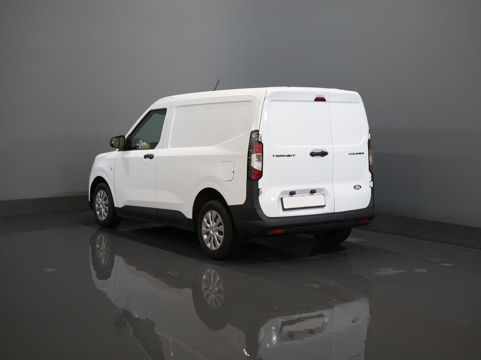 Ford Transit Courier Van 1.0 Trend 100 к.с. БЕНЗИНОВИЙ BPM БЕЗКОШТОВНО! Гарантія 05-2029/ Carplay/ Віртуальний кокпіт/ Airco/ Круїз