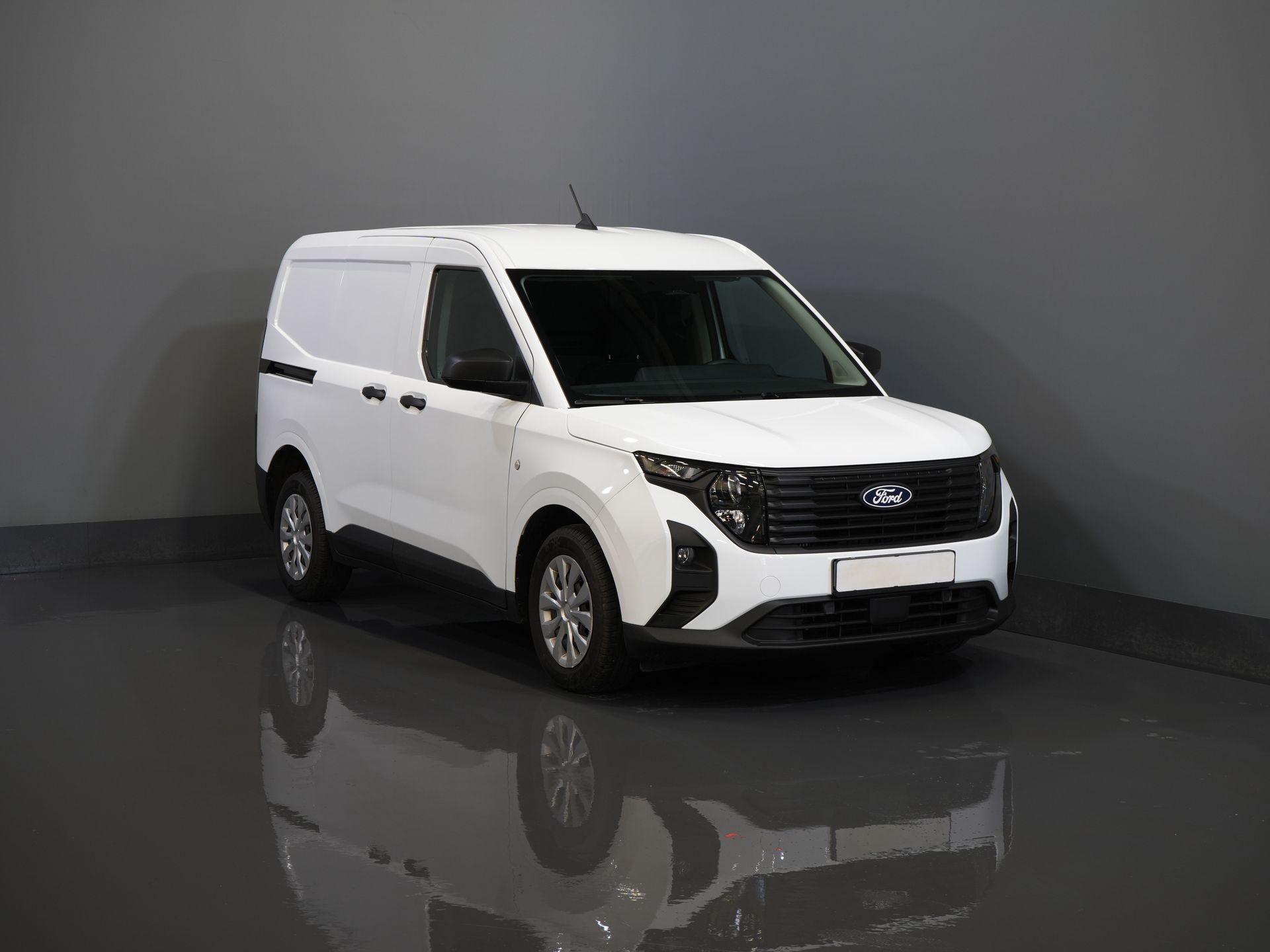 Ford Transit Courier Van 1.0 Trend 100 к.с. БЕНЗИНОВИЙ BPM БЕЗКОШТОВНО! Гарантія 05-2029/ Carplay/ Віртуальний кокпіт/ Airco/ Круїз