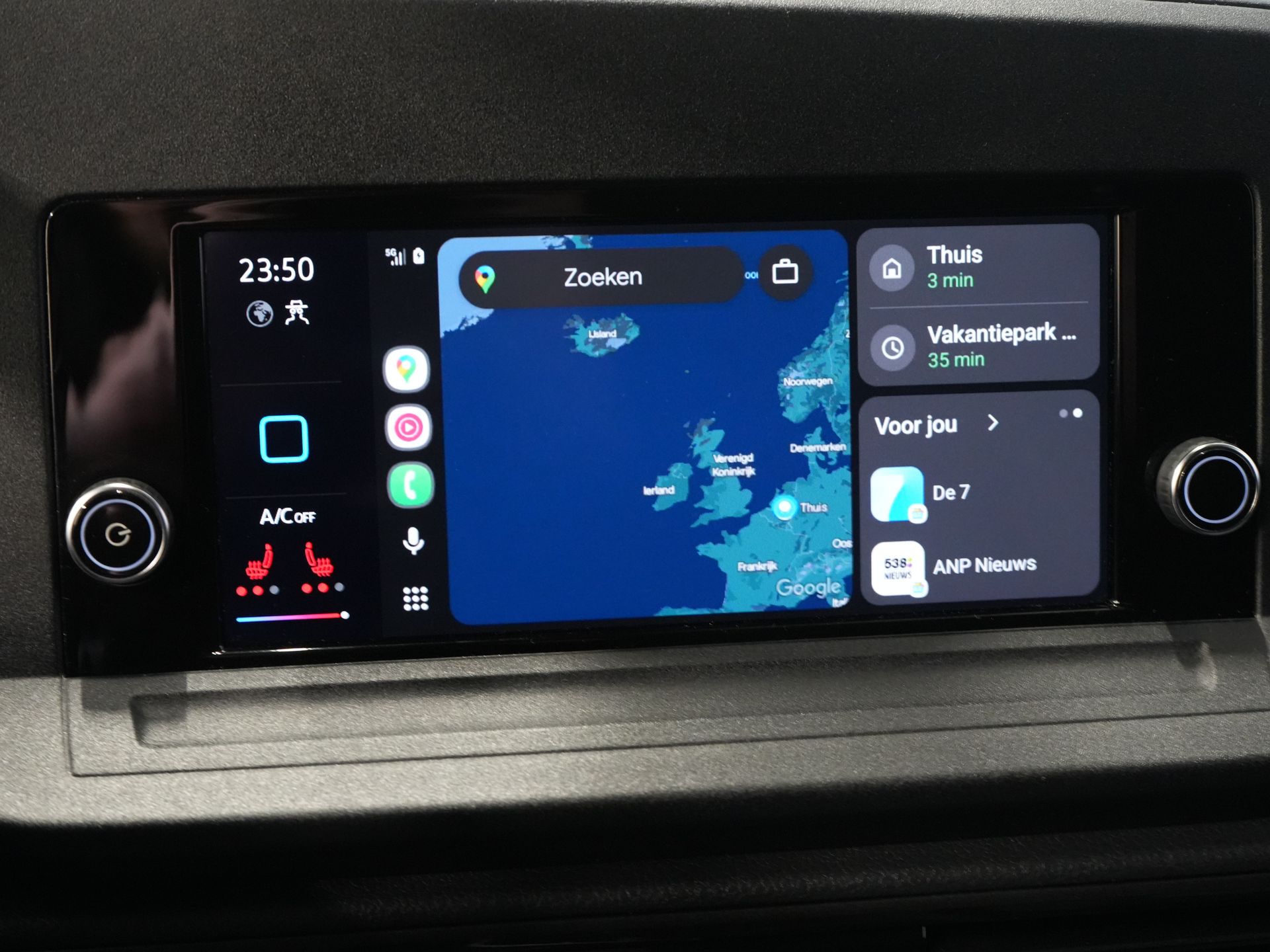 Volkswagen Caddy Cargo Delivery Van 2.0 TDI 125 hp DSG Automatic. Virtual Cockpit/ Carplay/ Parking heater/ Seat heating/ Camera/ Cruise control/ Air conditioning