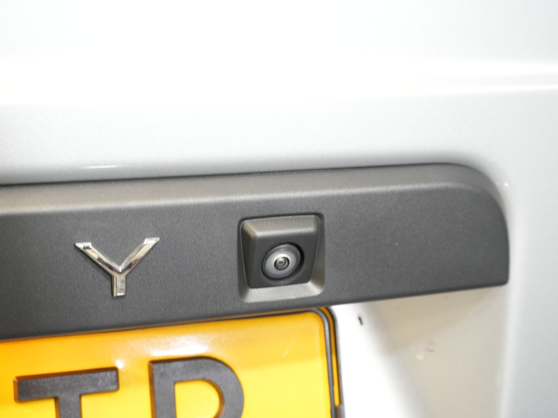 Volkswagen Caddy Cargo Delivery Van 2.0 TDI 125 hp DSG Automatic. Virtual Cockpit/ Carplay/ Parking heater/ Seat heating/ Camera/ Cruise control/ Air conditioning