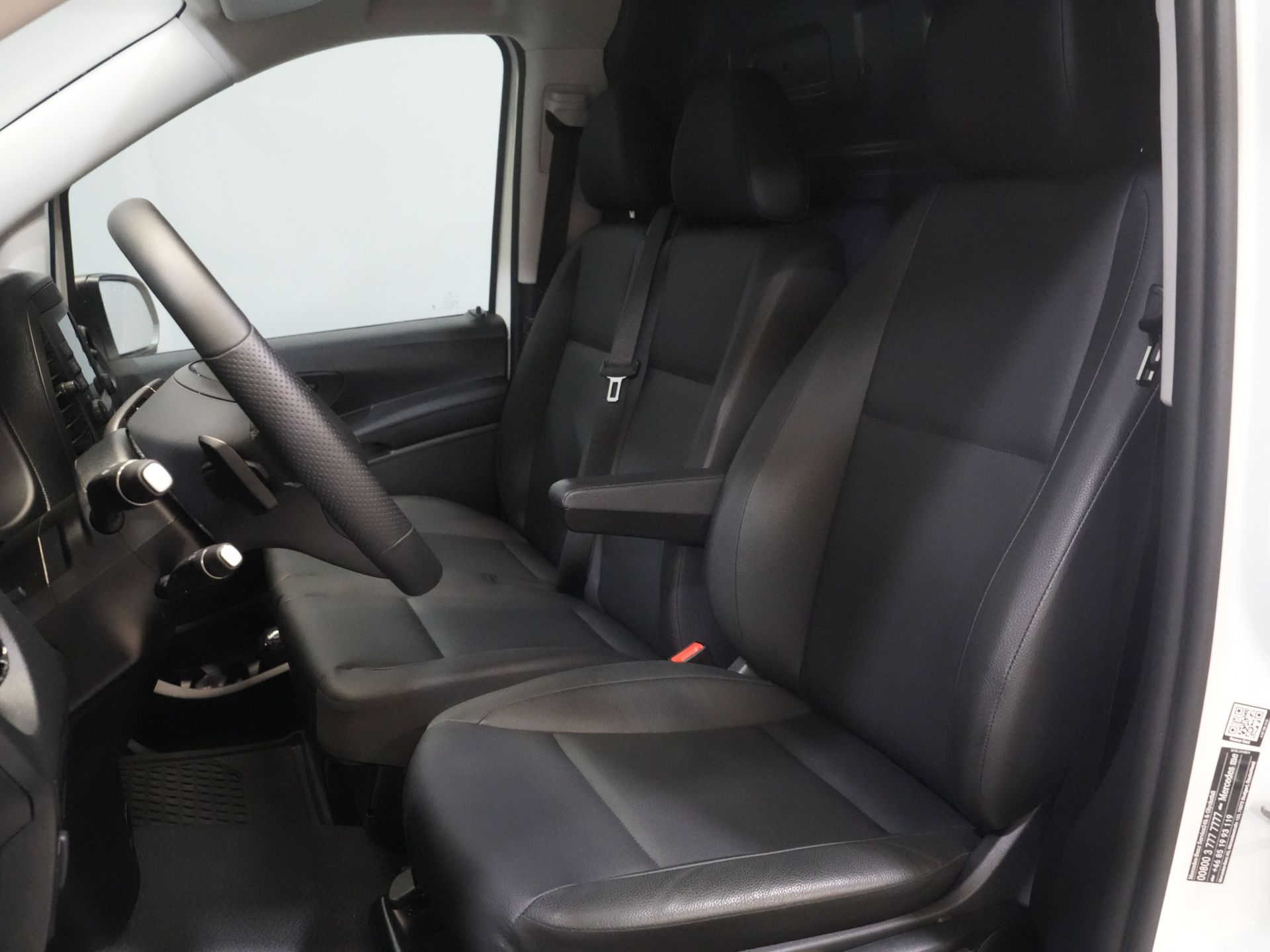 Mercedes-Benz Vito Bestelbus 119 CDI Aut. L3 XL ZGAN (DEMO) BPM VRIJ! Standkachel/ Inrichting/ LED/ Stoelverw./ CarPlay/ Camera/ Navi/ LMV/ Cruise/ PDC/ Trek