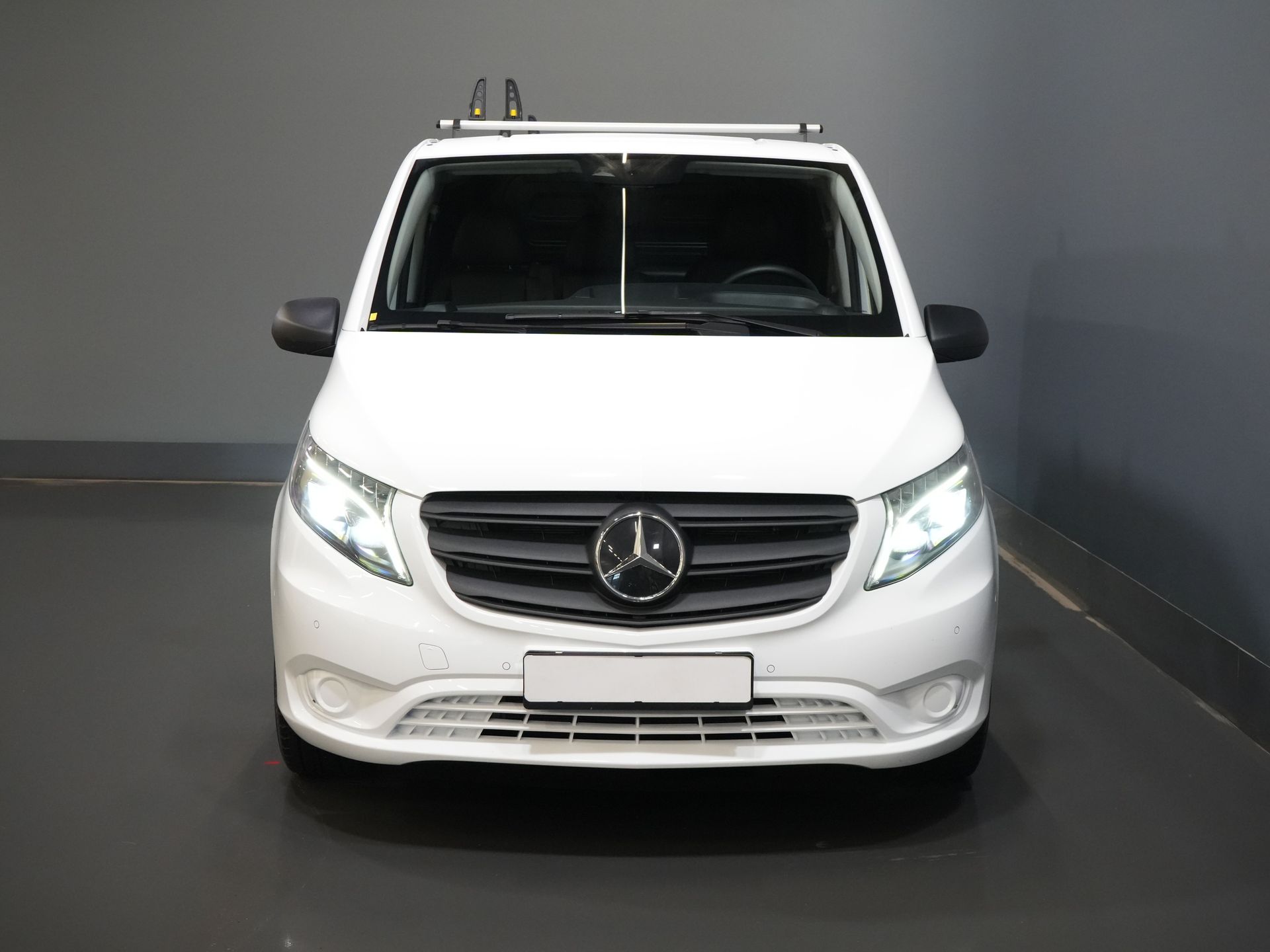 Mercedes-Benz Vito Bestelbus 119 CDI Aut. L3 XL ZGAN (DEMO) BPM VRIJ! Standkachel/ Inrichting/ LED/ Stoelverw./ CarPlay/ Camera/ Navi/ LMV/ Cruise/ PDC/ Trek