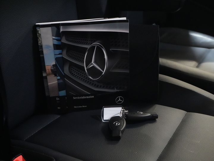 Mercedes-Benz Vito Bestelbus 119 CDI Aut. L3 XL ZGAN (DEMO) BPM VRIJ! Standkachel/ Inrichting/ LED/ Stoelverw./ CarPlay/ Camera/ Navi/ LMV/ Cruise/ PDC/ Trek