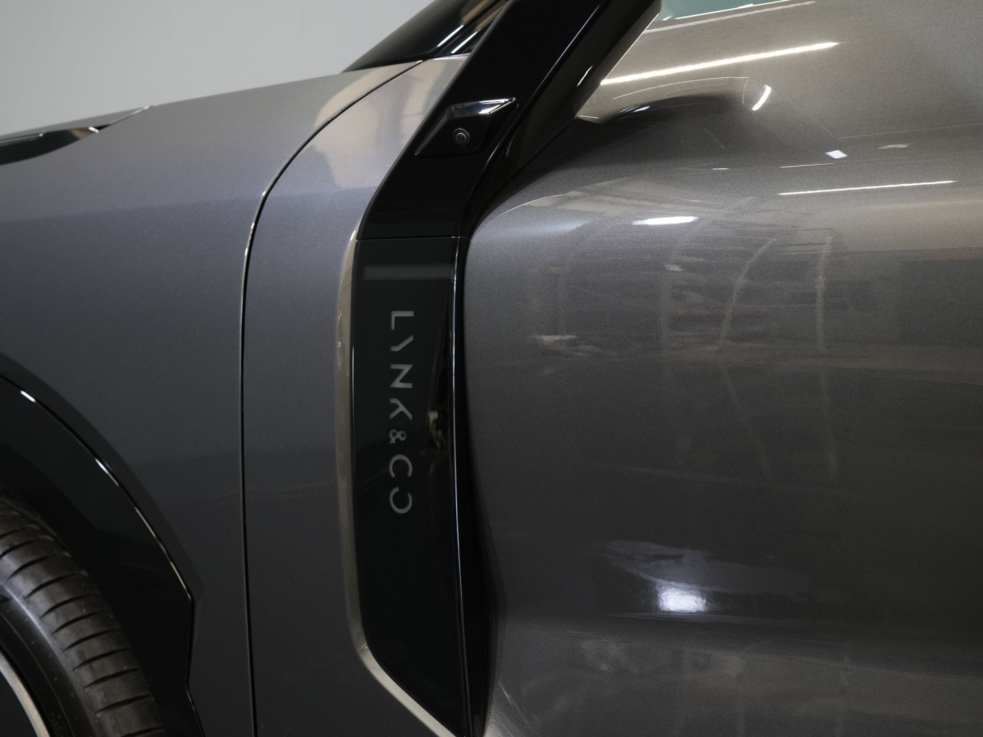 Lynk & Co 08 SUV 1.5 More PHEV 200км Elek./ Harman&Kardon/ Pano/ Масаж та охолодження сидінь/ Elek.Valve/ Adapt.Cruise