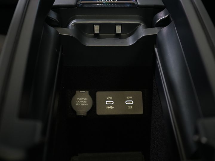 Lynk & Co 08 SUV 1.5 More PHEV 200км Elek./ Harman&Kardon/ Pano/ Масаж та охолодження сидінь/ Elek.Valve/ Adapt.Cruise