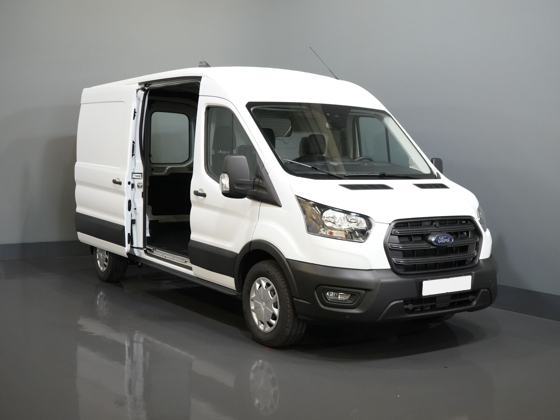 Ford Transit Bestelbus 350 2.0 TDCI 130 pk Aut. L3H2 Trend BPM VRIJ/ Cruise/ PDC V+A/ DAB/ Airco