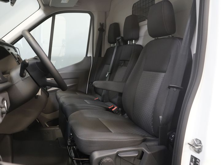 Ford Transit Bestelbus 350 2.0 TDCI 130 pk Aut. L3H2 Trend BPM VRIJ/ Cruise/ PDC V+A/ DAB/ Airco