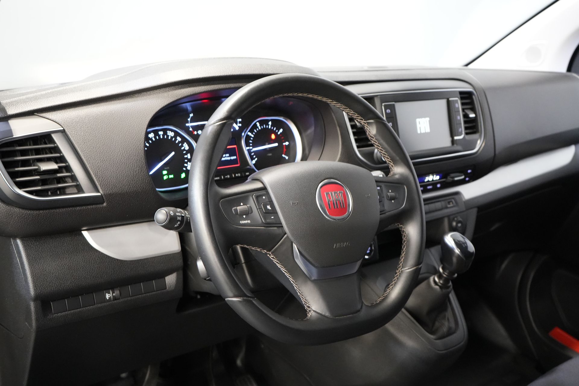 Fiat Scudo Bestelbus 2.0 MJ 145 pk L3 BPM VRIJ! Adapt.Cruise/ Climate/ Keyless/ Carplay/ Camera/ PDC