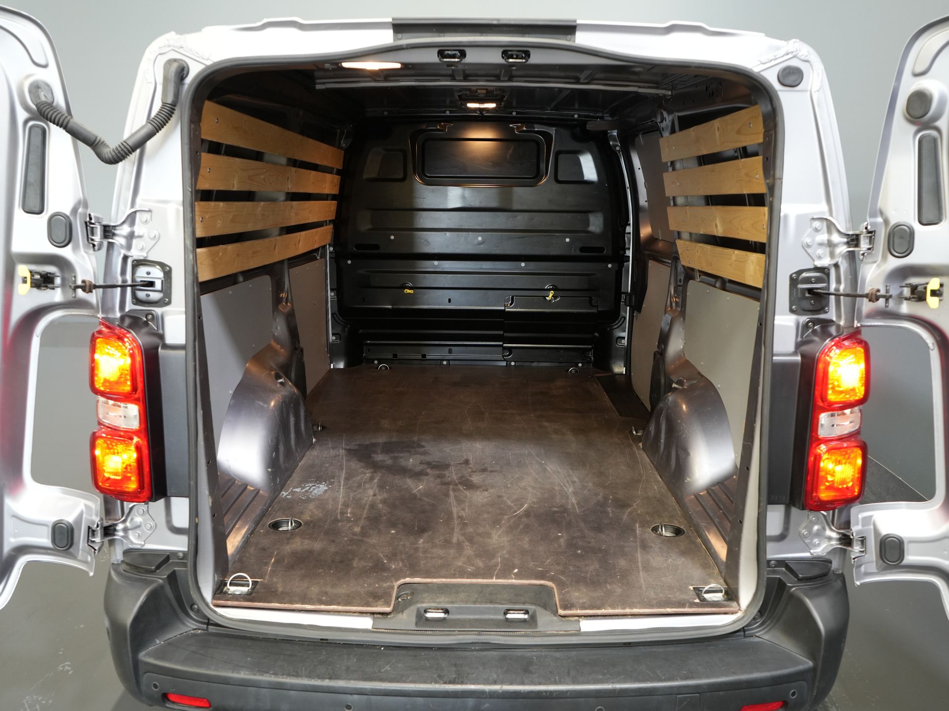 Fiat Scudo Van 2.0 MJ 145 hp L3 BPM FREE! Adapt.Cruise/ Klima/ Keyless/ Carplay/ Kamera/ PDC