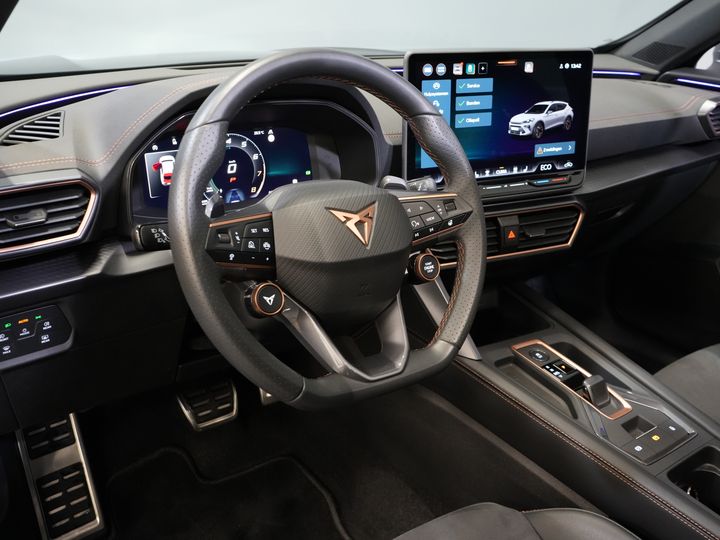 CUPRA Formentor SUV 1.5 TSI e-Hybrid 272 ch VZ Performance Pano/ Sennheiser/ Memory/ Elek.Klep./ Matrix/ Adapt.Cruise/ Seatverw./ Carplay/ Steering Ver