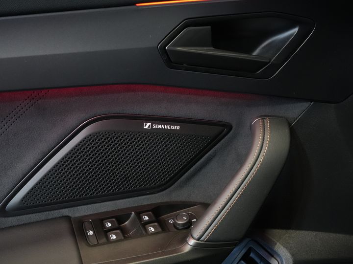 CUPRA Formentor SUV 1.5 TSI e-Hybrid 272 ch VZ Performance Pano/ Sennheiser/ Memory/ Elek.Klep./ Matrix/ Adapt.Cruise/ Seatverw./ Carplay/ Steering Ver