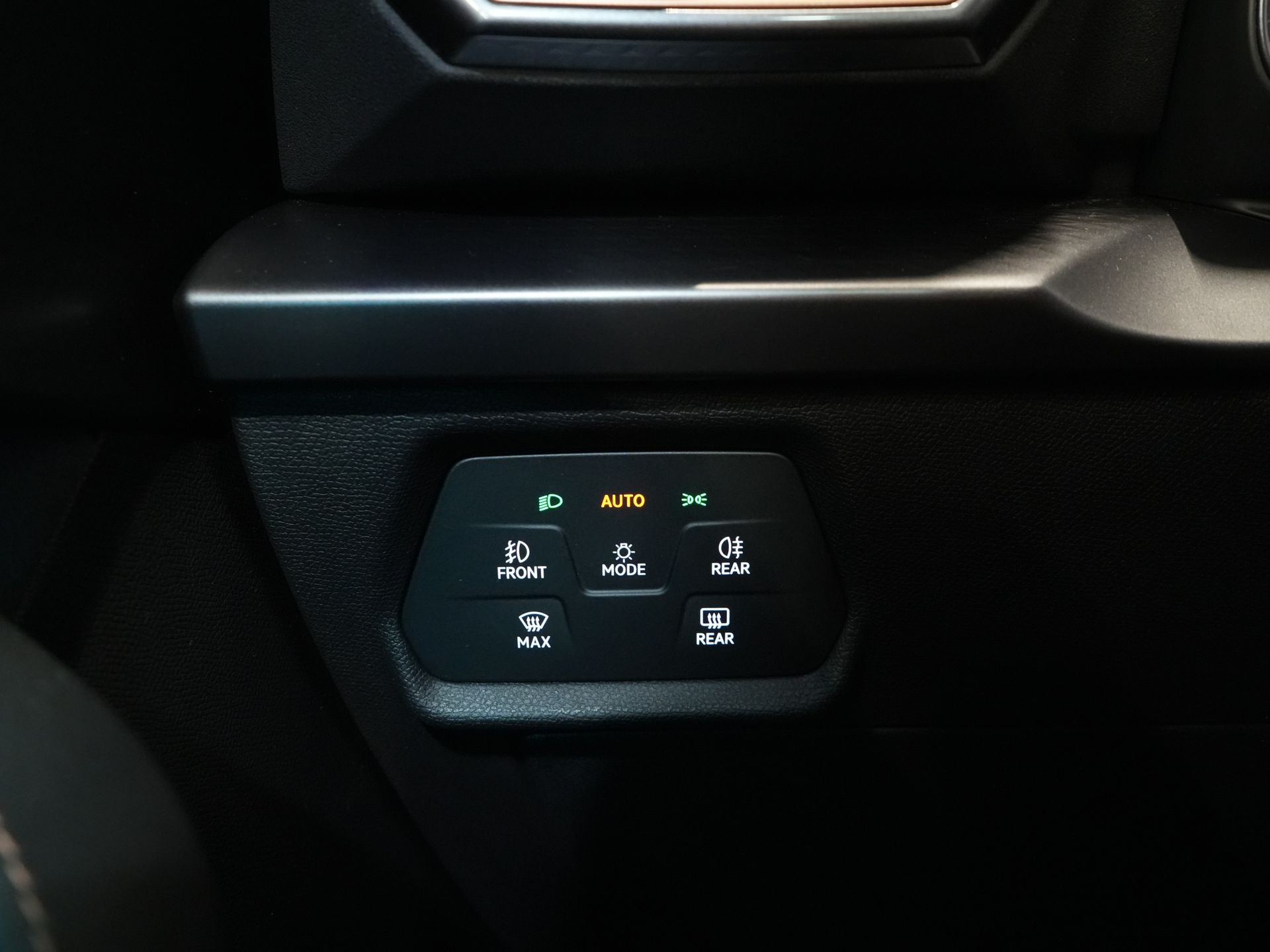 CUPRA Formentor SUV 1.5 TSI e-Hybrid 272 ch VZ Performance Pano/ Sennheiser/ Memory/ Elek.Klep./ Matrix/ Adapt.Cruise/ Seatverw./ Carplay/ Steering Ver