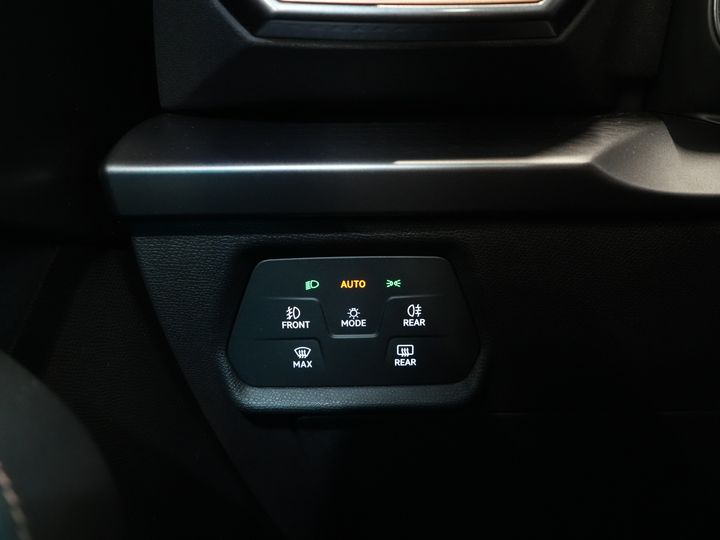 CUPRA Formentor SUV 1.5 TSI e-Hybrid 272 ch VZ Performance Pano/ Sennheiser/ Memory/ Elek.Klep./ Matrix/ Adapt.Cruise/ Seatverw./ Carplay/ Steering Ver
