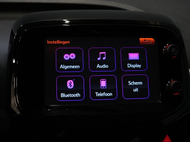 Citroën C1 Hatchback 1.0 e-VTi Shine ZEER NETTE AUTO/ NL Auto/ Weinig Km/ Navi/ Cruise/ LMV/ Airco/ Camera