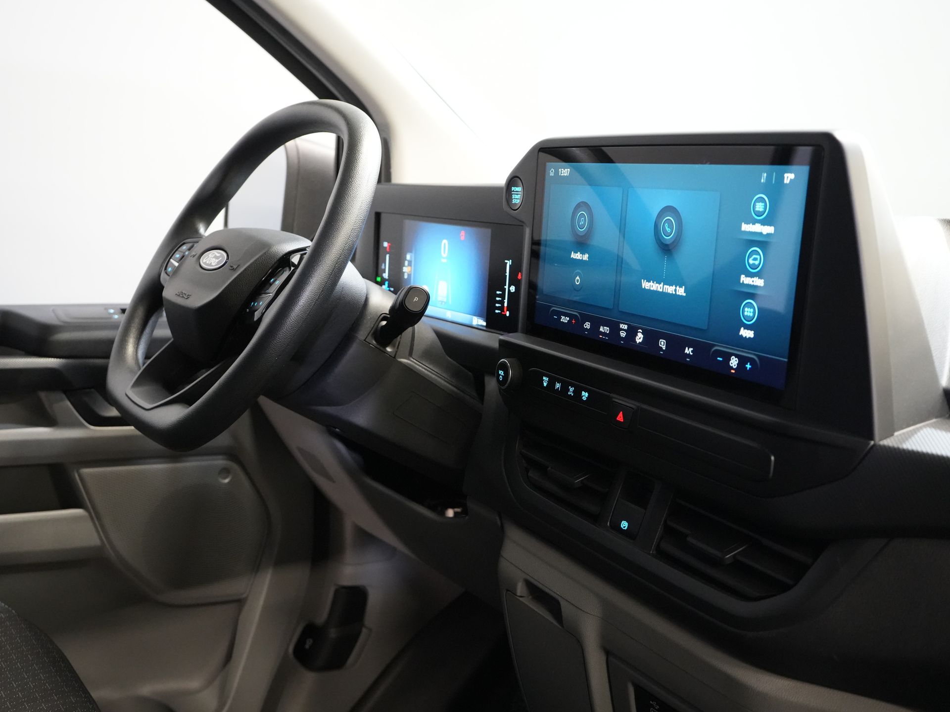 Ford Transit Custom Bestelbus 2.0 TDCI 136 pk Aut. L2 Trend BPM VRIJ! LED/ Carplay/ Camera/ Climate/ PDC/ Cruise